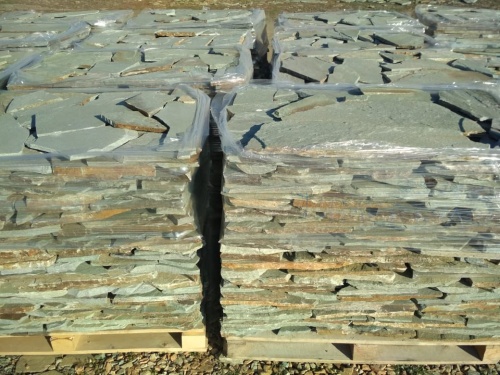 Плитняк златолит зелёный для цоколя, отмостки купить в Майкопе