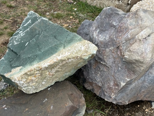 Камни для ландшафтного дизайна зелёные 10-60 килограмм купить в Майкопе