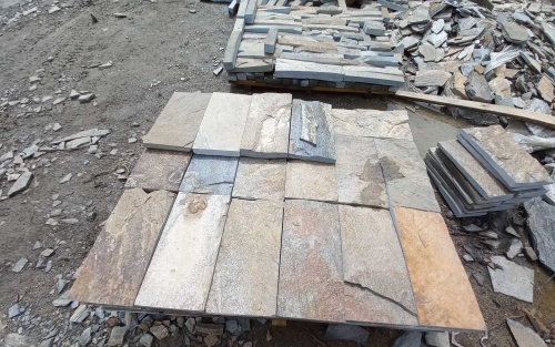 Плитка пилёная златолит Уральский для цоколя, отмостки купить в Майкопе