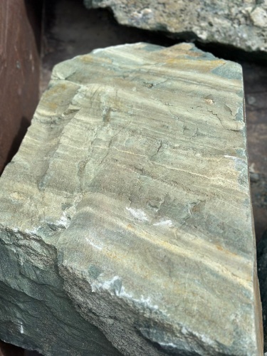 Ландшафтные глыбы зелёные 200-500 килограмм купить в Майкопе